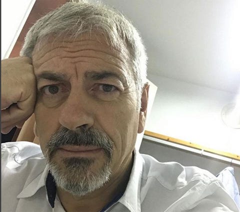 Face, Hair, Head, Facial hair, Moustache, Chin, Forehead, Skin, Nose, Selfie, Face, Hair, Head, Facial hair, Moustache, Chin, Forehead, Skin, Nose, Selfie,