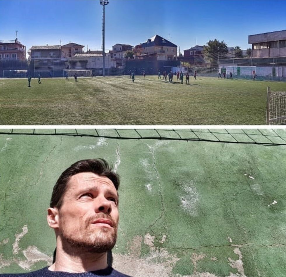 Sky, First-class cricket, Cloud, Selfie, Head, Grass, Photography, Mountain, Cool, Sport venue, 