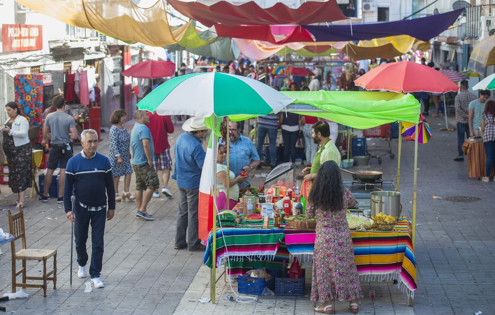 Marketplace, Selling, Public space, Market, Bazaar, Hawker, Stall, Umbrella, Town, Human settlement, 