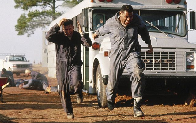 Fugitivos encadenados (1996) Laurence Fishburne y Stephen Baldwin