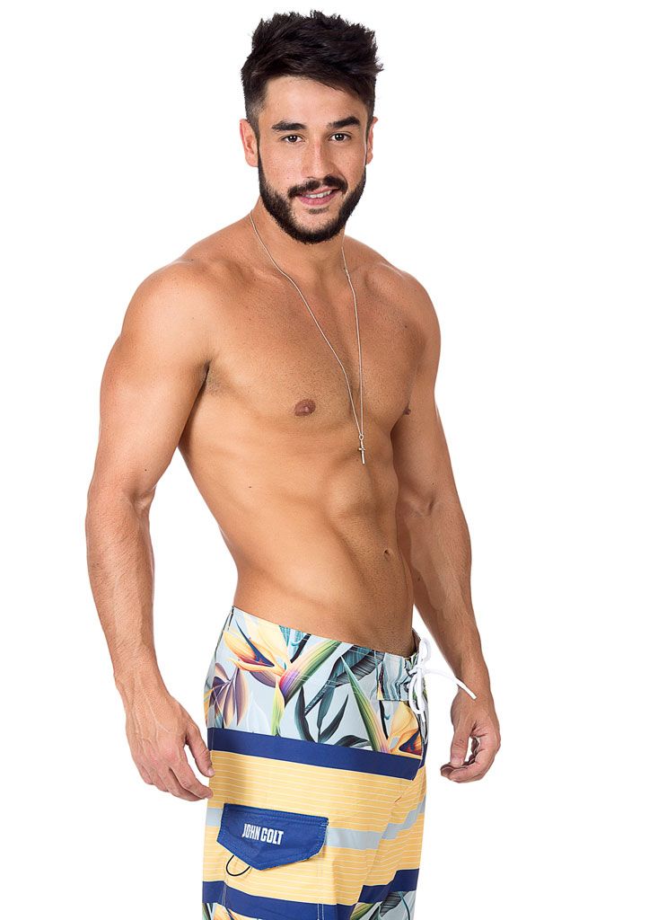 Facial hair, Skin, Human body, Shoulder, Joint, Standing, board short, Chest, Barechested, Active shorts, 