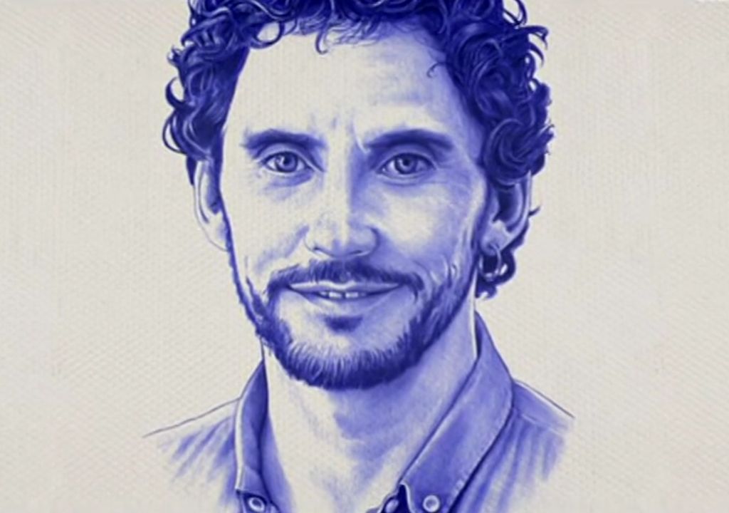 Cheek, Hairstyle, Eye, Chin, Forehead, Collar, Eyebrow, Happy, Facial hair, Facial expression, 