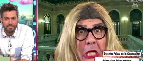 Eyewear, Face, Hair, Blond, Facial expression, Glasses, Head, Nose, Eyebrow, Cheek, 