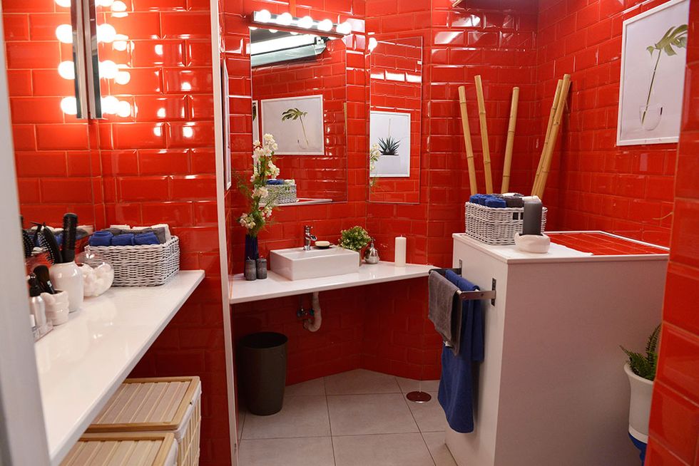 Bathroom, Room, Red, Property, Interior design, Building, Architecture, House, Floor, Material property, 