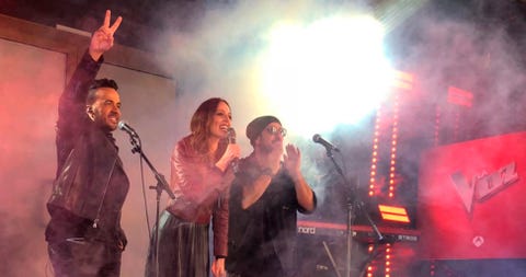 Performance, Entertainment, Music, Performing arts, Concert, Rock concert, Event, Singing, Stage, Song, Performance, Entertainment, Music, Performing arts, Concert, Rock concert, Event, Singing, Stage, Song,