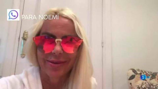 Eyewear, Face, Hair, Sunglasses, Glasses, Blond, Nose, Lip, Eyebrow, Cheek, 