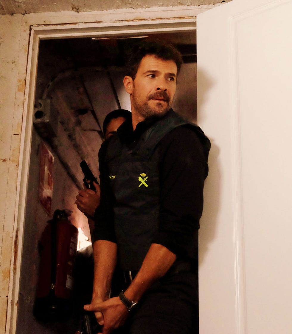 Collar, Wrist, Bracelet, Beard, Watch, Belt, Law enforcement, Cuff, Collar, Wrist, Bracelet, Beard, Watch, Belt, Law enforcement, Cuff,