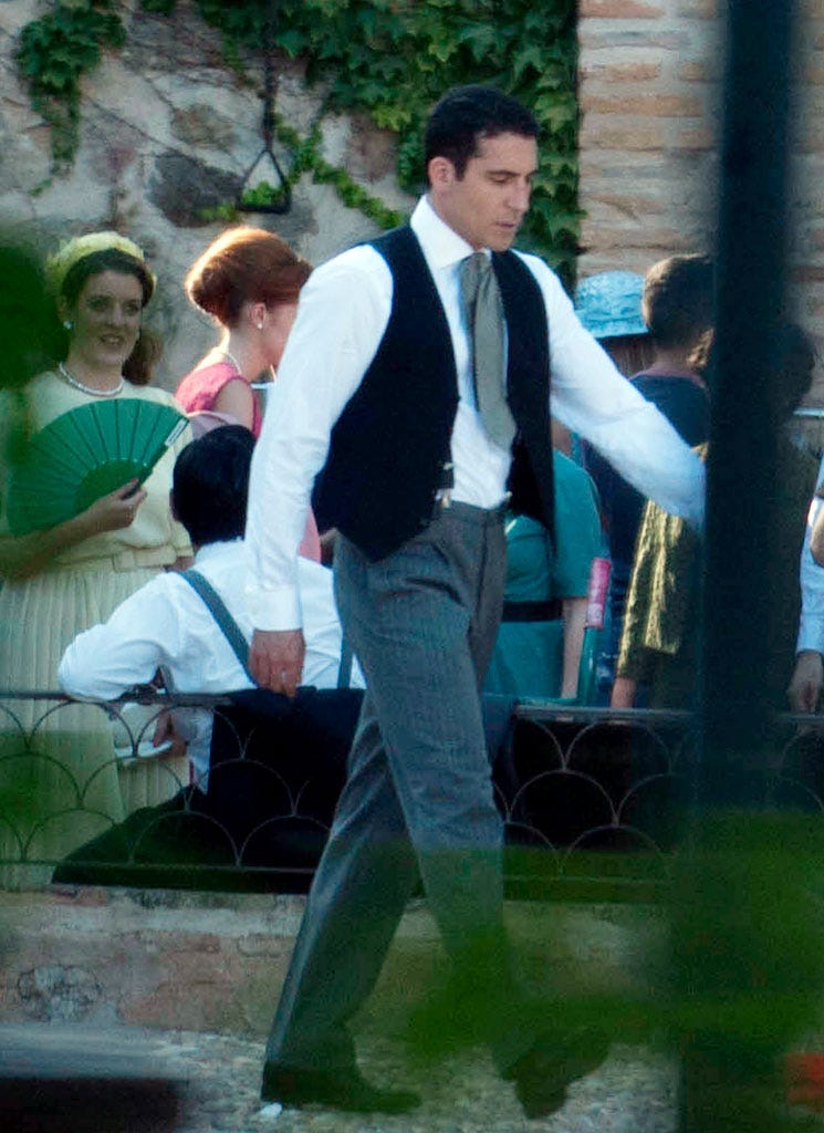 Dress shirt, Tie, Acting, Tradition, Dance, Scene, Dress shirt, Tie, Acting, Tradition, Dance, Scene,