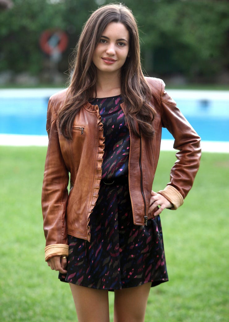 Clothing, Sleeve, Textile, Outerwear, Style, Collar, Street fashion, Fashion, Pattern, Jacket, 