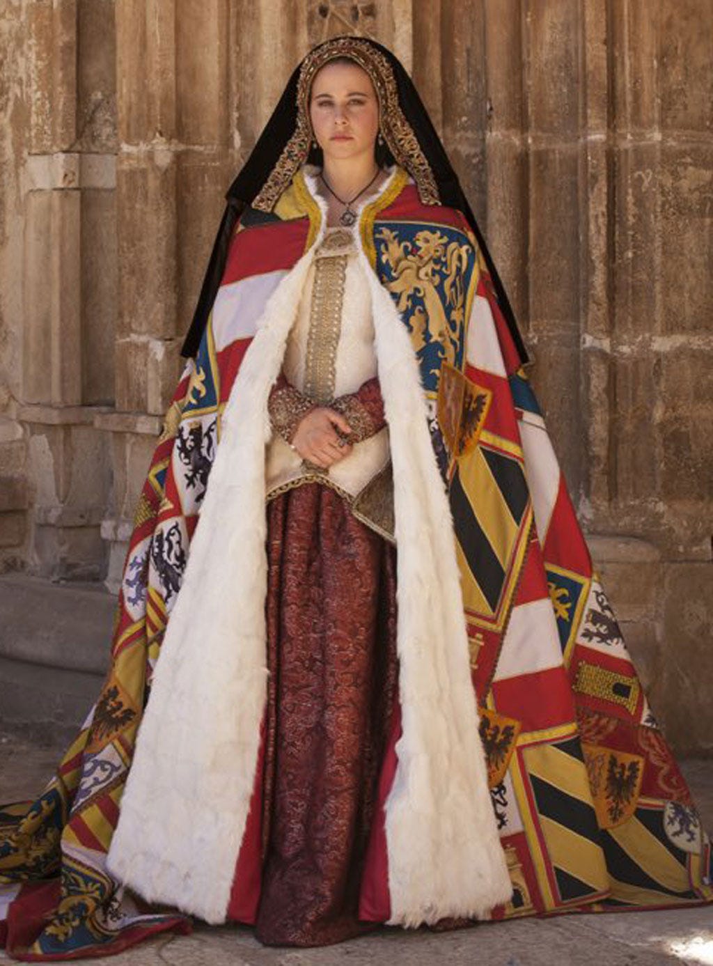 Tradition, Sculpture, Costume, Cloak, Temple, Costume design, Cope, Cape, Vestment, Mantle, 