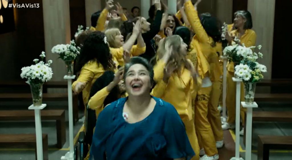 Yellow, Happy, Jewellery, Community, Facial expression, Bouquet, Floristry, Flower Arranging, Laugh, Celebrating, Yellow, Happy, Jewellery, Community, Facial expression, Bouquet, Floristry, Flower Arranging, Laugh, Celebrating,