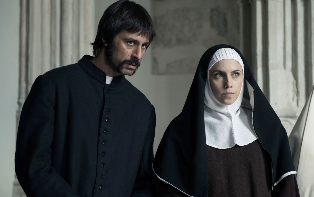 Sleeve, Black hair, Facial hair, Beard, Cloak, Moustache, Mantle, Abaya, Sweatshirt, 