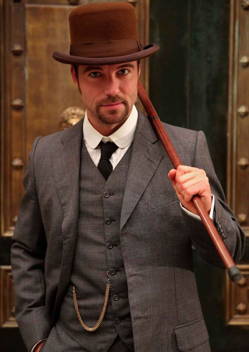 Hat, Dress shirt, Coat, Collar, Outerwear, Formal wear, Style, Facial hair, Blazer, Headgear, 