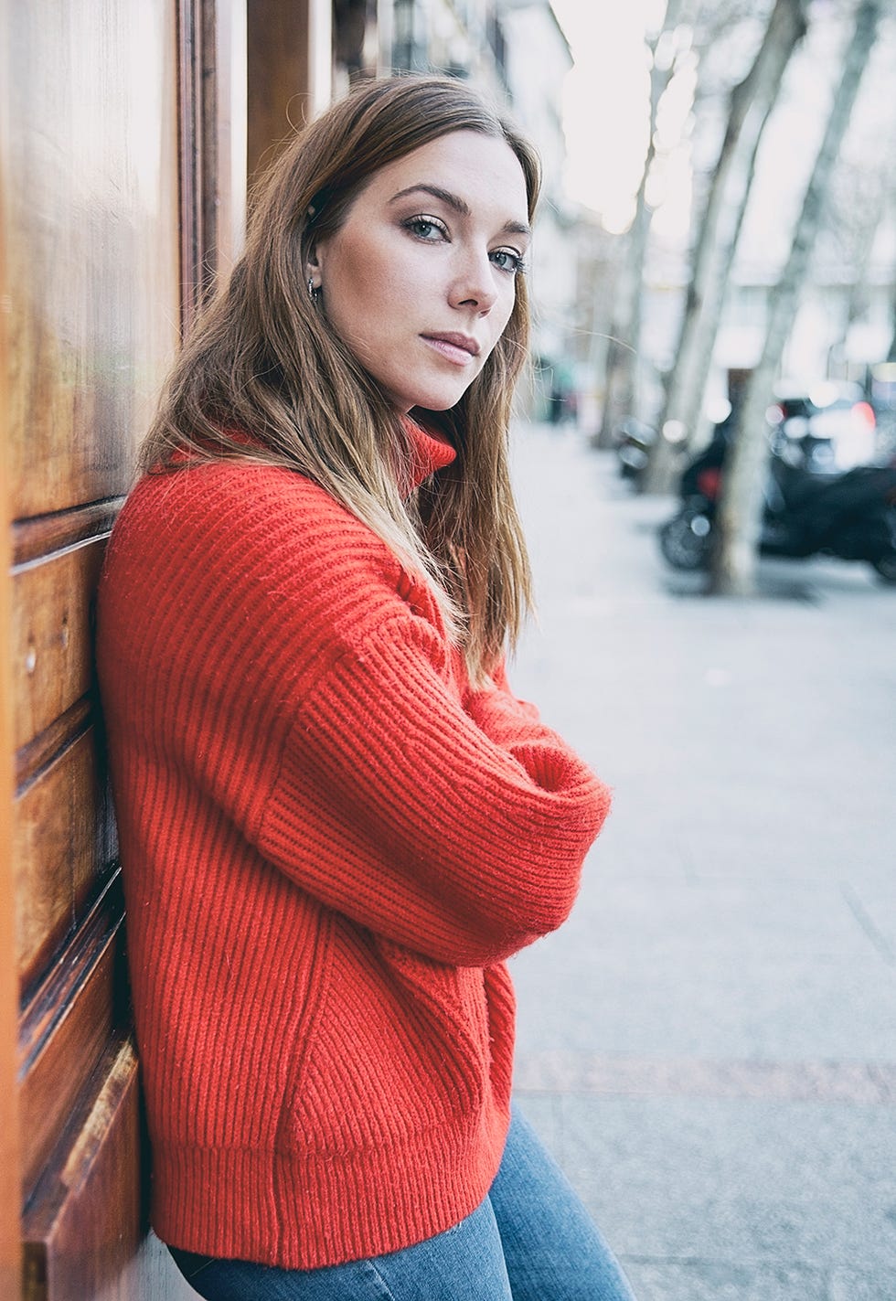 Face, Hair, Red, Lip, Clothing, Beauty, Head, Blond, Yellow, Skin, 