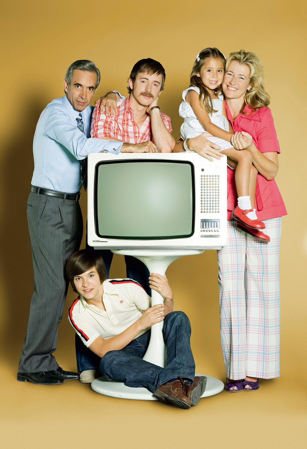 Fun, Technology, Room, Photography, Electronic device, Family pictures, Sharing, 