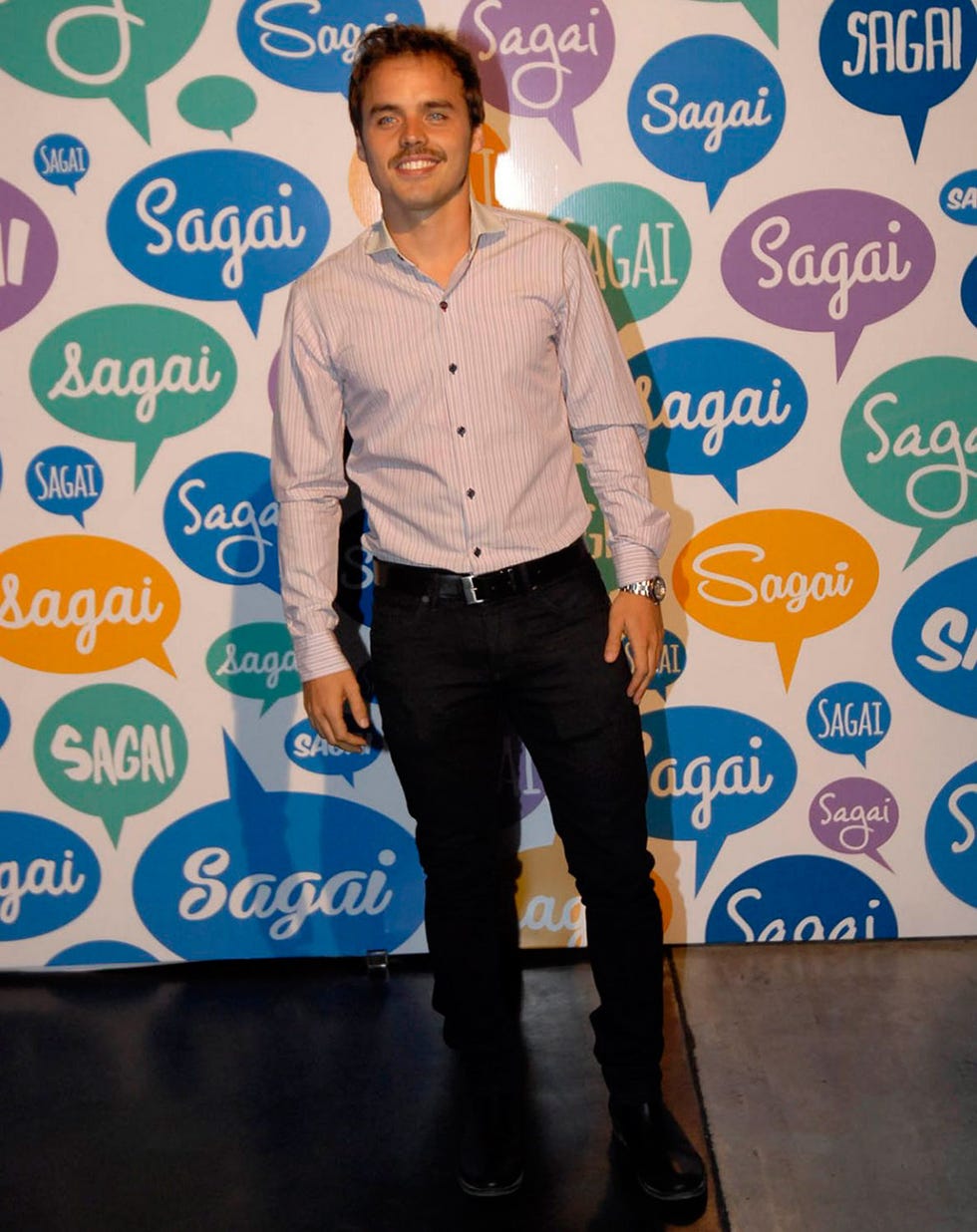 Dress shirt, Collar, Sleeve, Trousers, Shirt, Denim, Style, Pocket, Logo, Turquoise, 