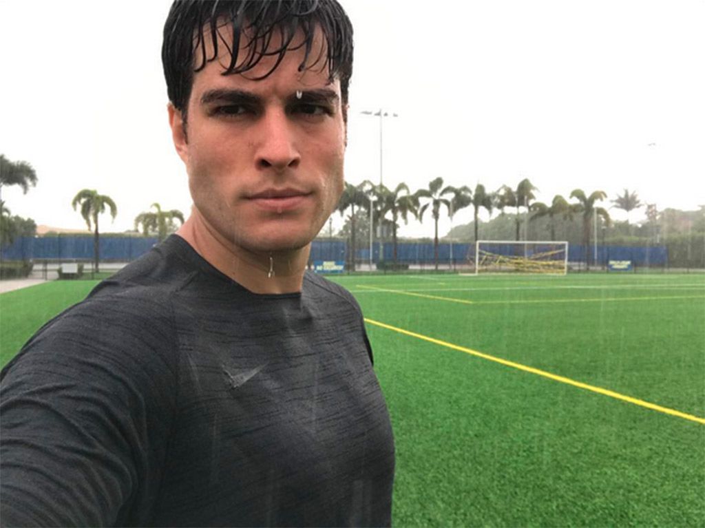 Grass, Player, Grass family, Sports training, Team sport, Plant, Sport venue, Football player, Lawn, 