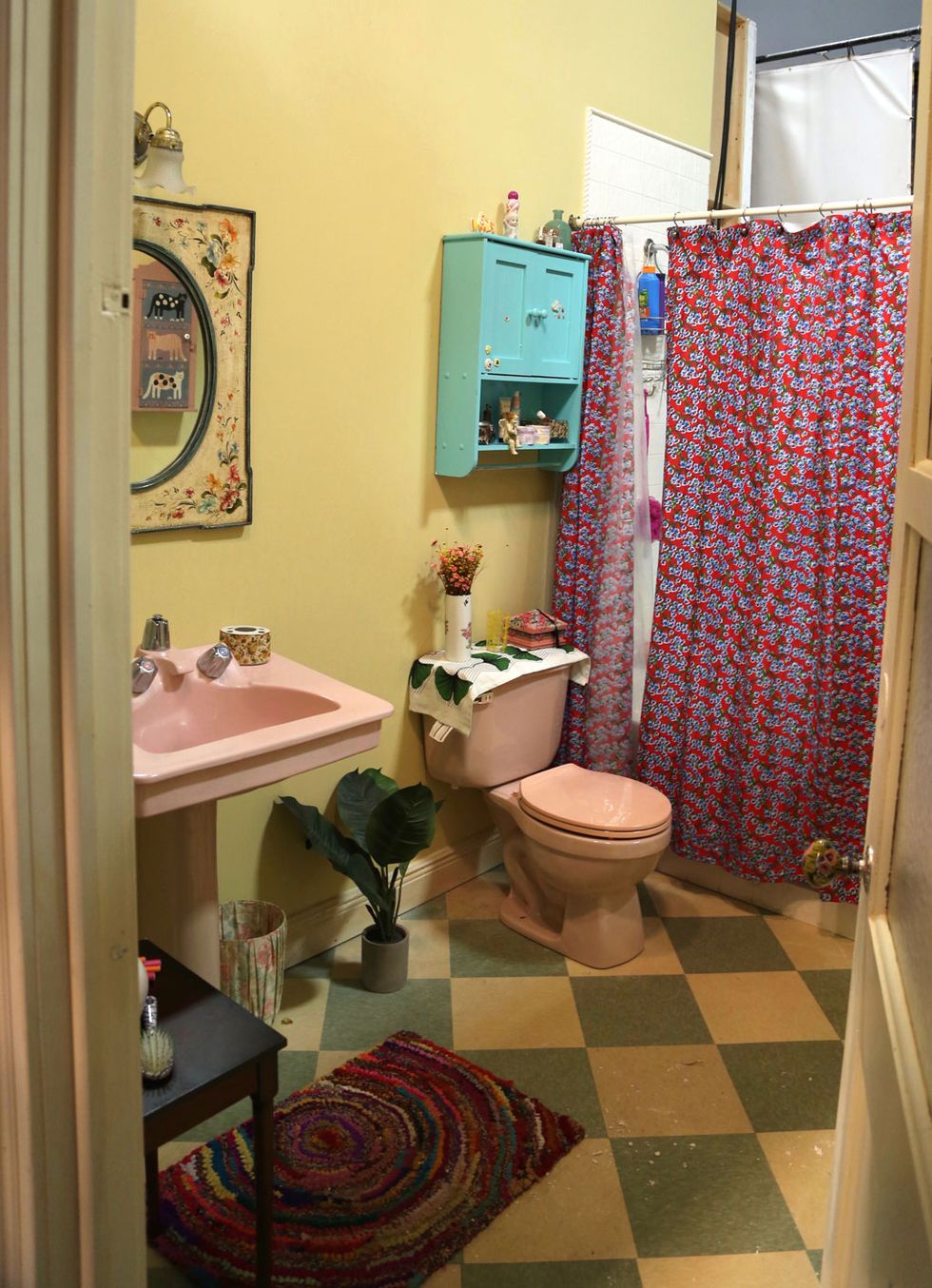 Plumbing fixture, Room, Interior design, Green, Floor, Flooring, Property, Toilet seat, Bathroom sink, Purple, 