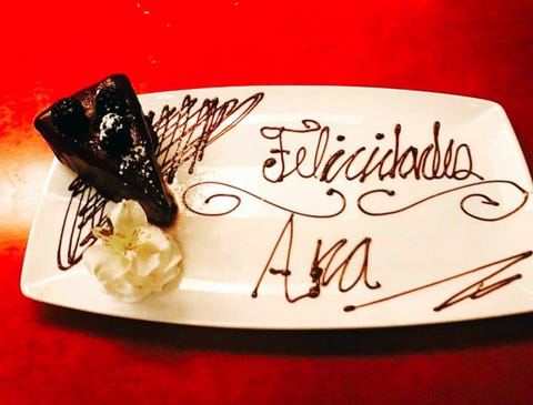 Sweetness, Font, Food, Dessert, Calligraphy, Cream, Cuisine, Dame blanche, Dish, Platter, 