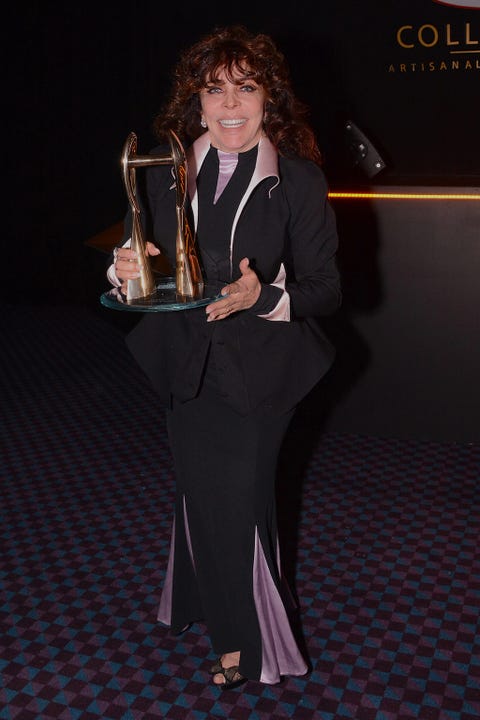 Verónica Castro, premiada en Italia por 'Los ricos también ...