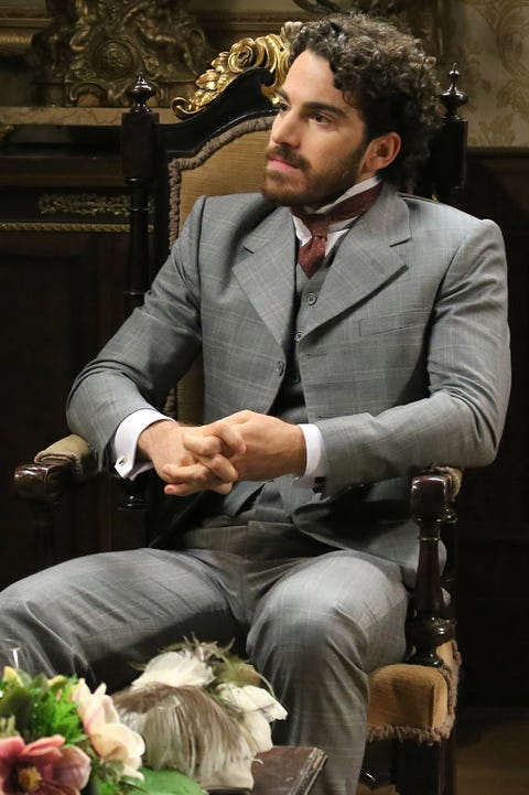 Suit, Formal wear, Acting, 