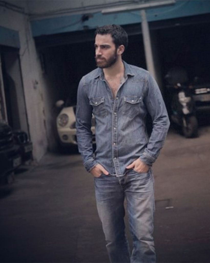 Jeans, Denim, Cool, Fashion, Standing, Outerwear, Human, Textile, Jacket, Facial hair, 