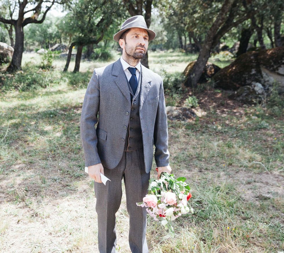 Suit, Formal wear, Botany, Tuxedo, Tree, Outerwear, Plant, Ceremony, Wedding, Tie, 
