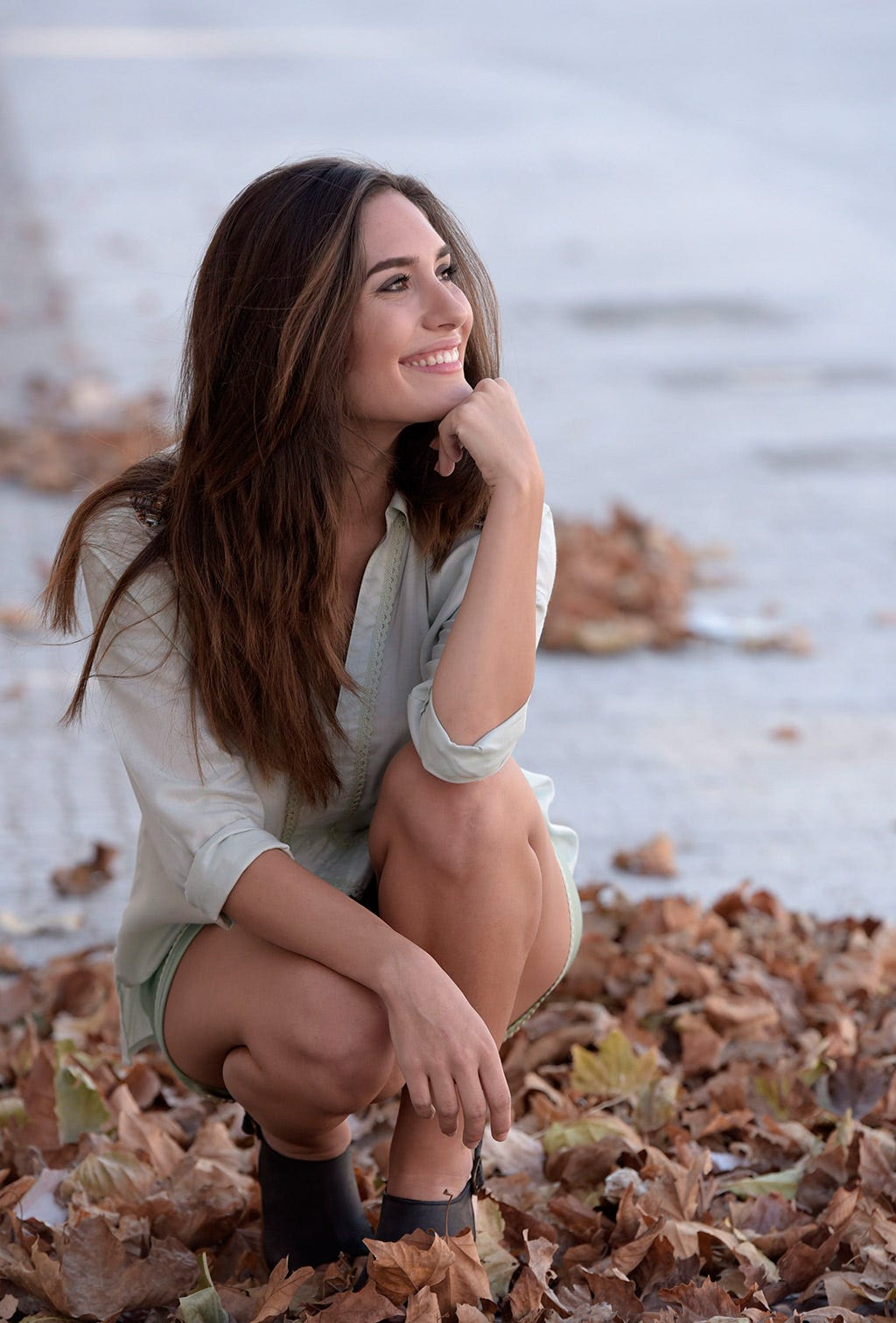 Human leg, Happy, People in nature, Summer, Beauty, Sitting, Youth, Long hair, Model, Thigh, 