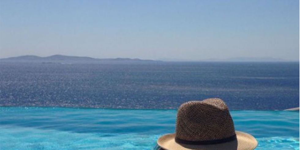 Vacation, Turquoise, Sea, Sky, Beauty, Sun hat, Summer, Azure, Hat, Leisure, 