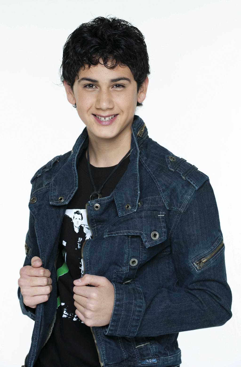 Clothing, Denim, Sleeve, Jacket, Collar, Textile, Standing, Jeans, Pocket, Black hair, 