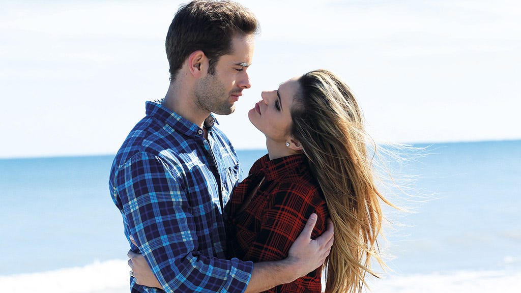 Plaid, Tartan, Shirt, Pattern, People in nature, Romance, Interaction, Holiday, Love, Honeymoon, 