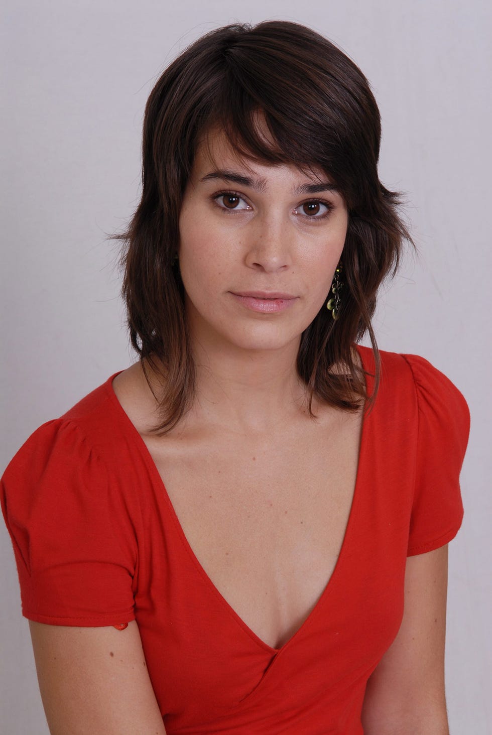 Clothing, Lip, Hairstyle, Skin, Chin, Forehead, Shoulder, Eyebrow, Joint, Red, 