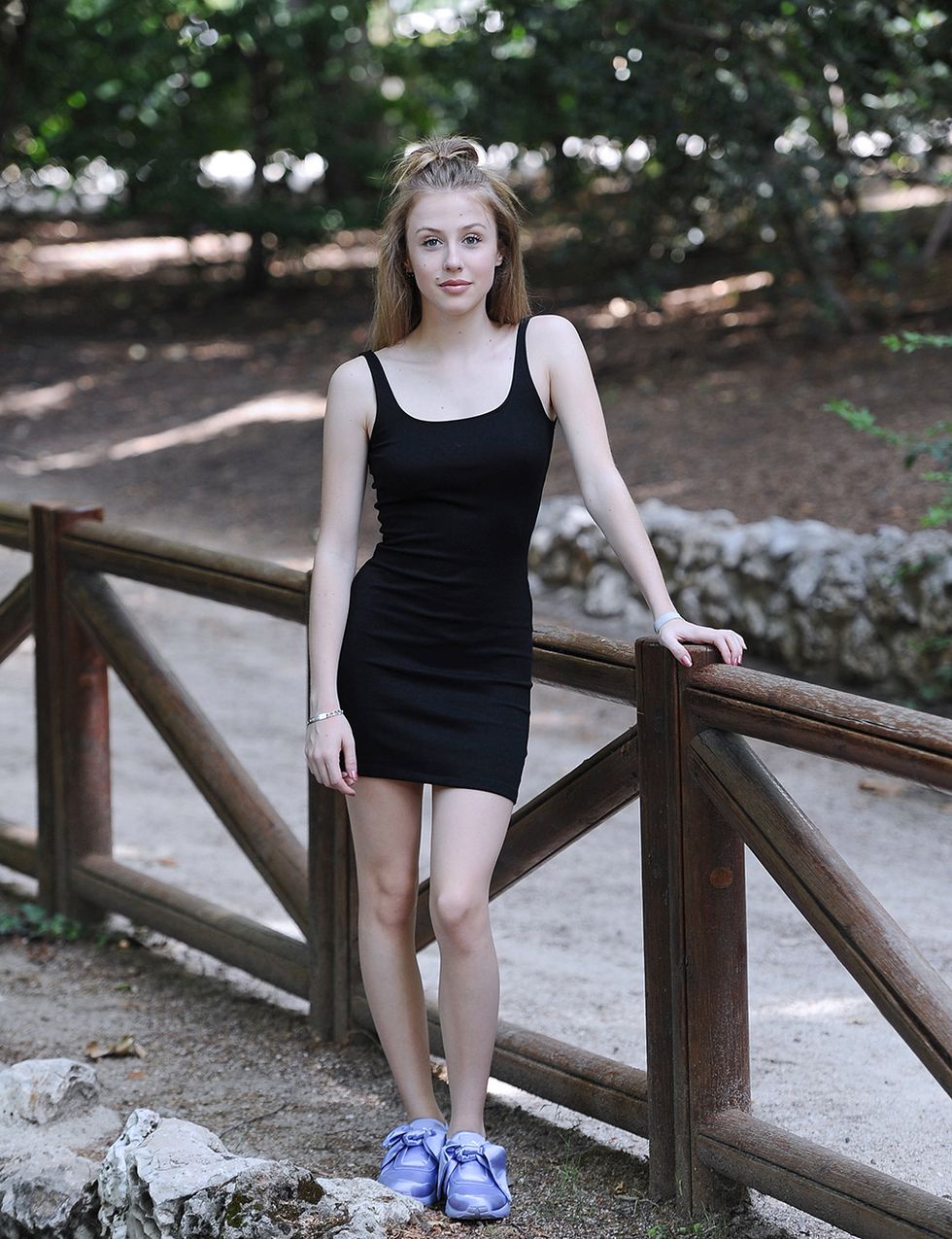 White, Black, Photograph, Clothing, Beauty, Dress, Little black dress, Fashion, Leg, Photo shoot, 