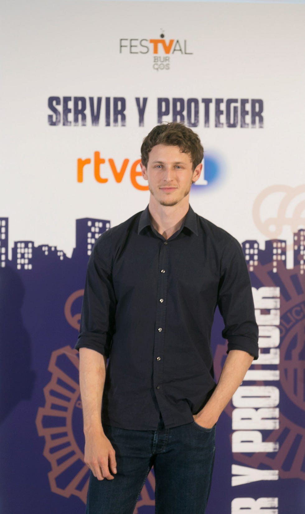 Premiere, White-collar worker, Event, Electric blue, Flooring, 