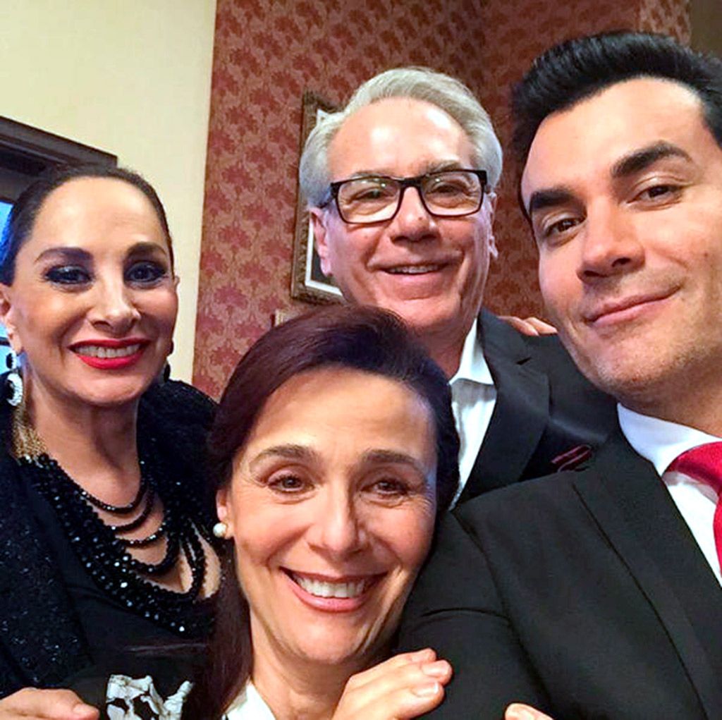 Facial expression, People, Selfie, Smile, Photography, Event, Fun, Photobombing, Happy, Team, 