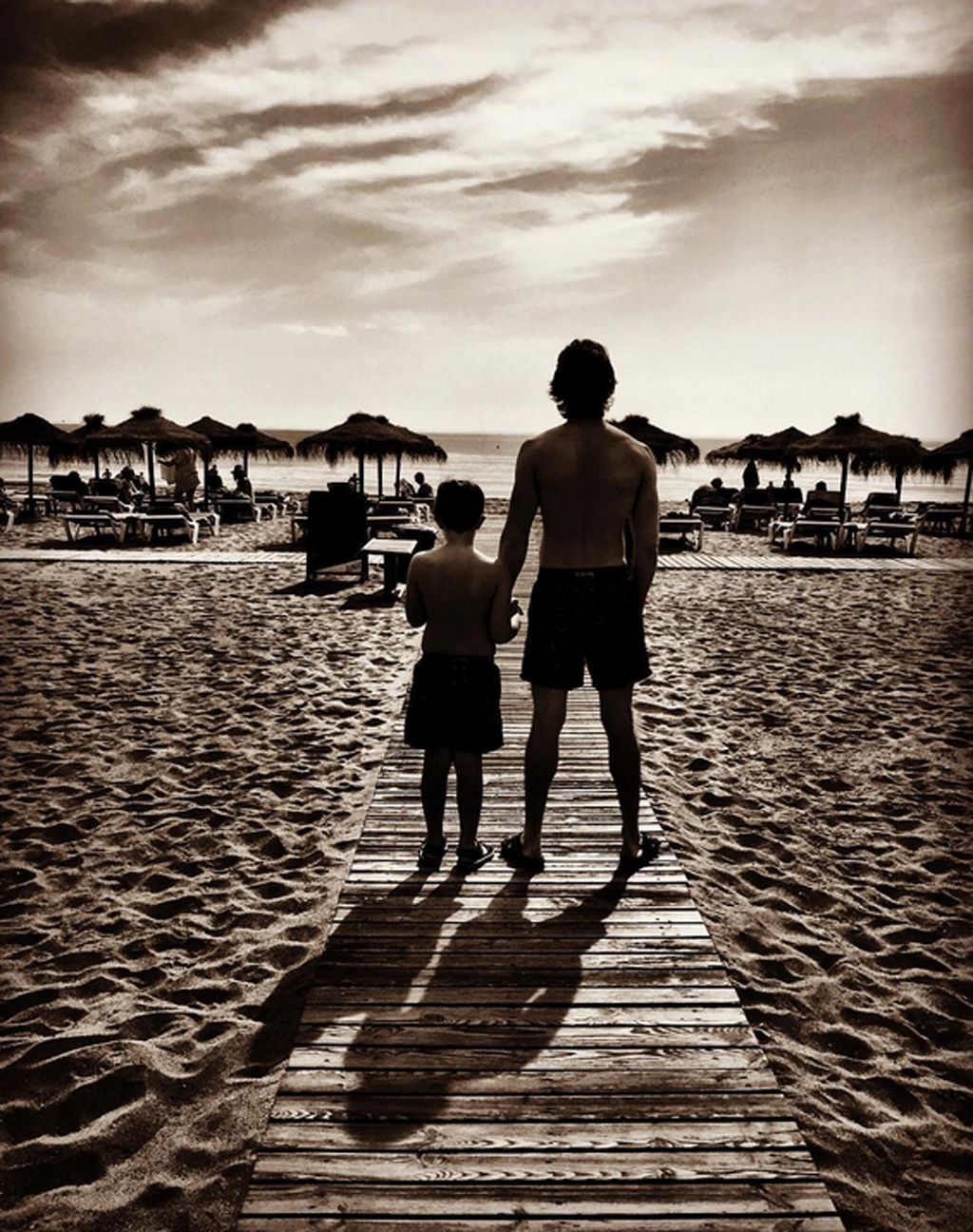 Tourism, Vacation, Monochrome, Holiday, Barechested, People on beach, Back, Watercraft, Walkway, Black-and-white, 