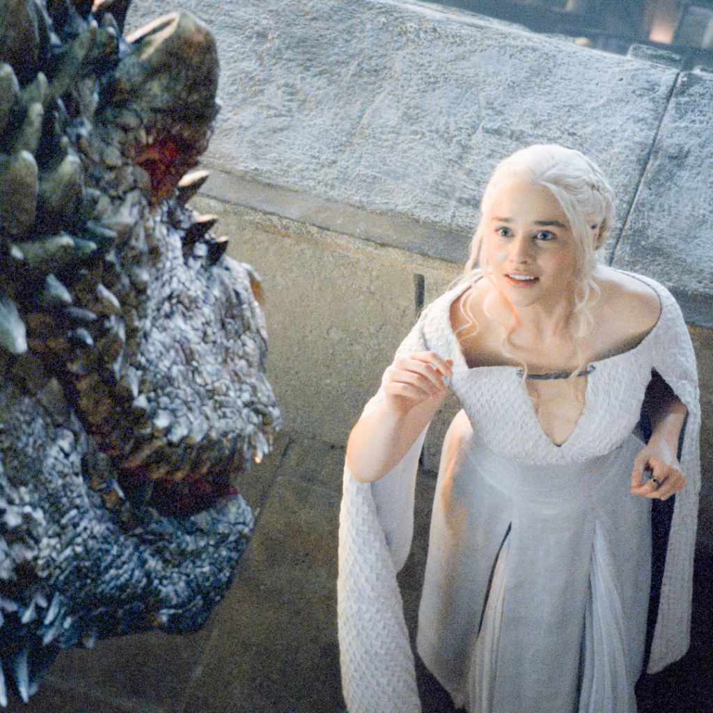Daenerys Targaryen and Her Dragon - Game of Thrones Season 5