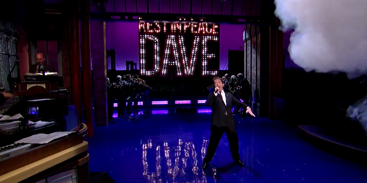 Martin Short Letterman Tribute - Short Sings to Letterman on Late Show