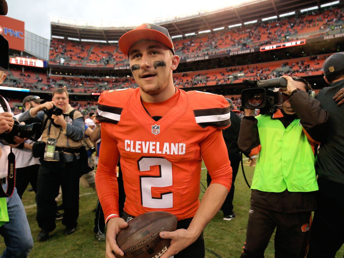 Pin by Courtney on Sports  Cleveland browns football, Johnny manziel,  Football