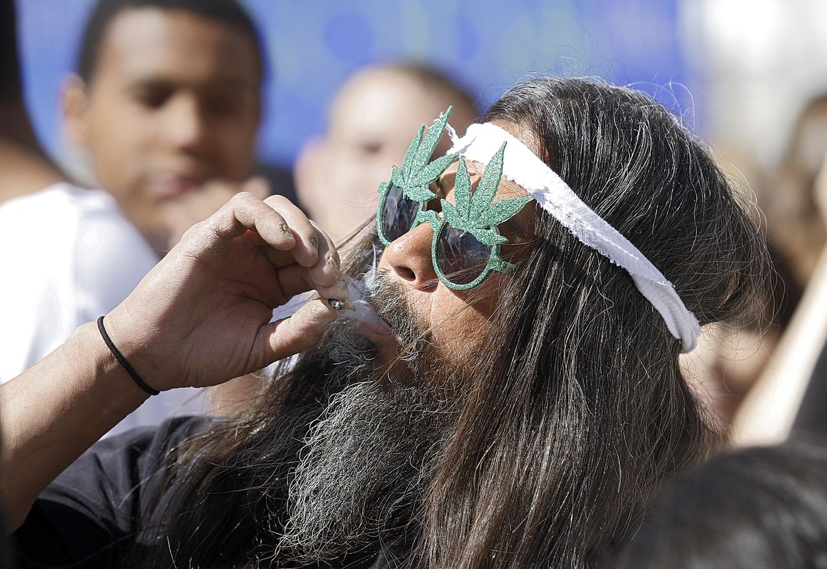 A New Study Claims Stoners Tend to Be Losers