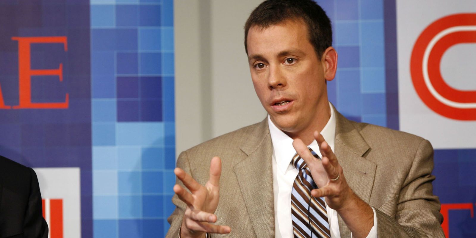 Jim VandeHei Column Discusses 'Normal America', Third-Party Campaign ...