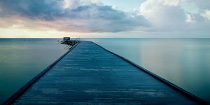 Blue, Water, Horizon, Fluid, Reflection, Pier, Aqua, Ocean, Boardwalk, Azure, 