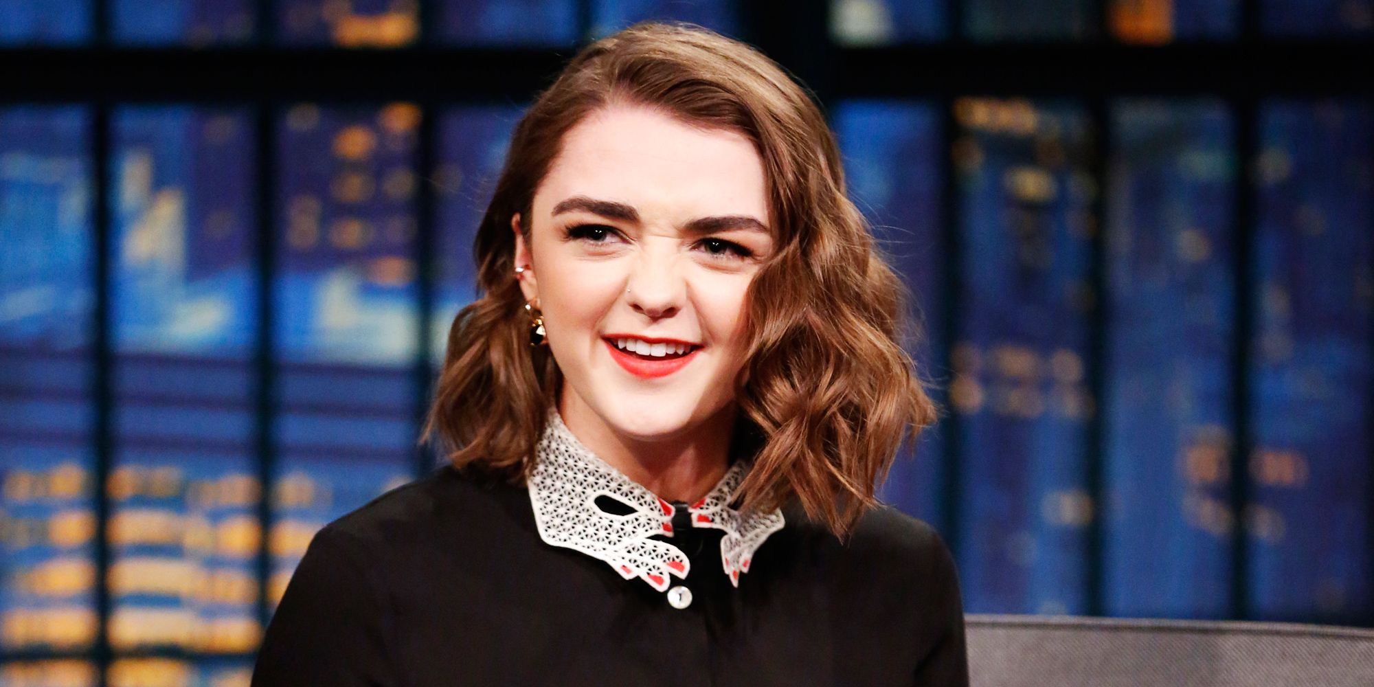 Maisie Williams Porn - Maisie Williams Fake Supreme T-Shirt - Game of Thrones Actress Streetwear  Controversy