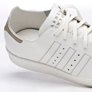 Footwear, Product, Shoe, Photograph, White, Style, Line, Light, Tan, Beauty, 
