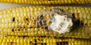 Yellow, Food, Corn, Corn kernels, Sweet corn, Ingredient, Amber, Corn on the cob, Cuisine, Corn on the cob, 