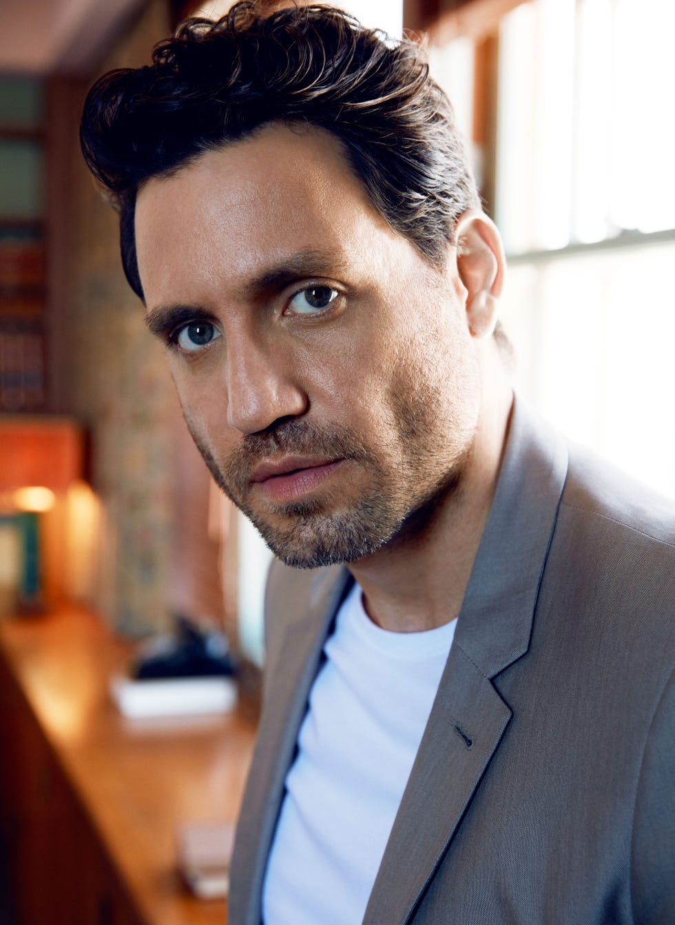 Edgar Ramirez in 'The Girl on the Train' - Edgar Ramirez Summer Style Edgar Ramirez in 'The Girl on the Train' - Edgar Ramirez Summer Style