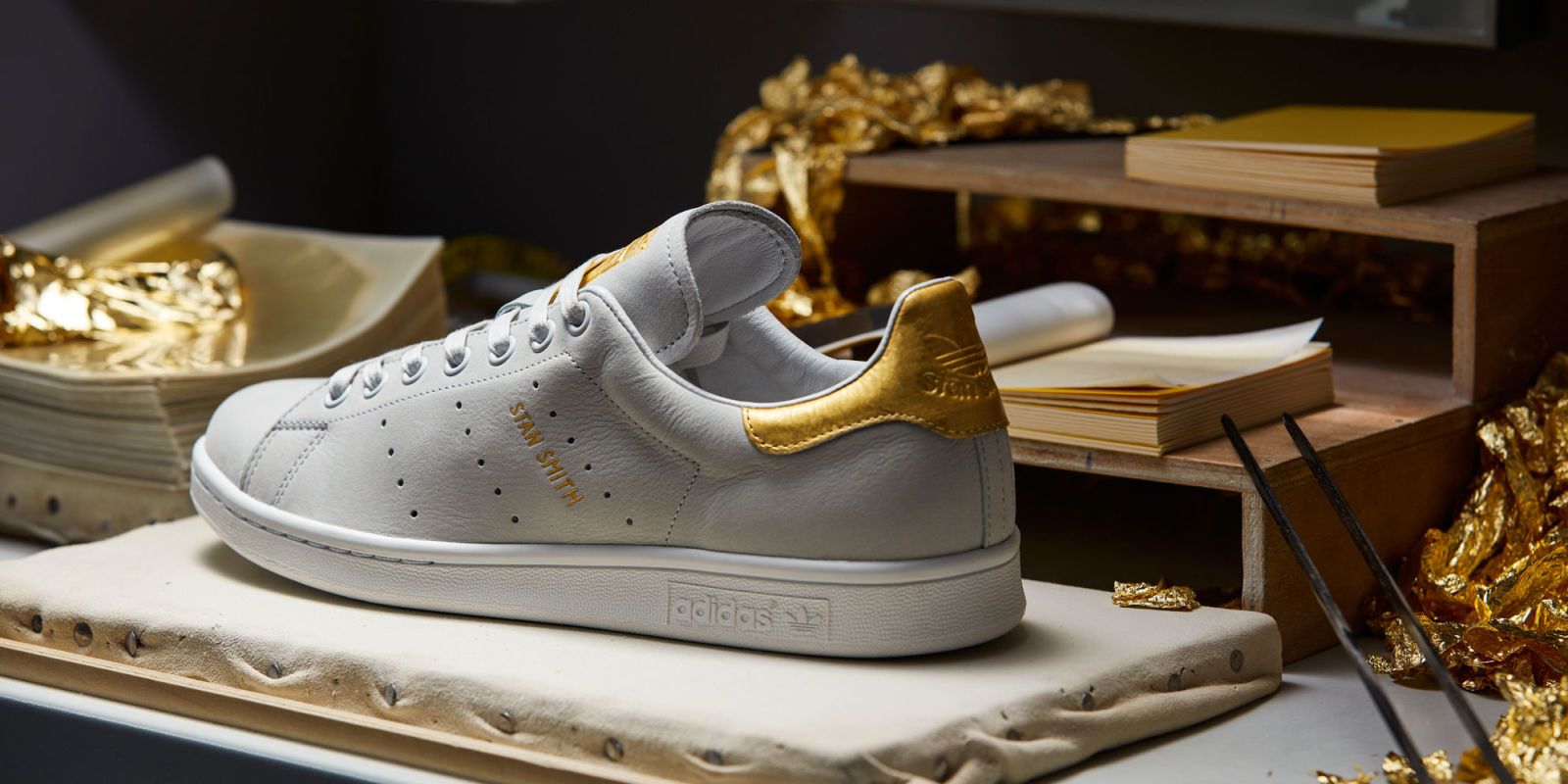 Adidas stan smith gold gloss best sale