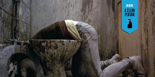 https://hips.hearstapps.com/esq.h-cdn.co/assets/16/33/1600x800/landscape-1471641895-trainspotting-toilet.jpg?resize=640:*