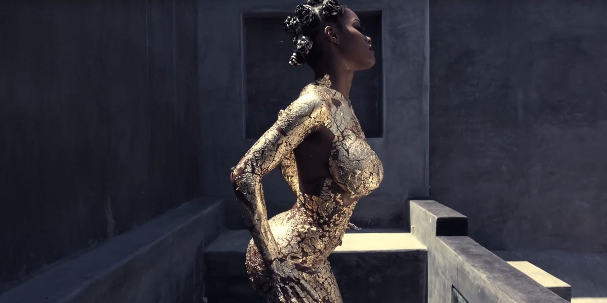 Teyana Taylor's Newest Video Features Her Wearing Nothing But Gold