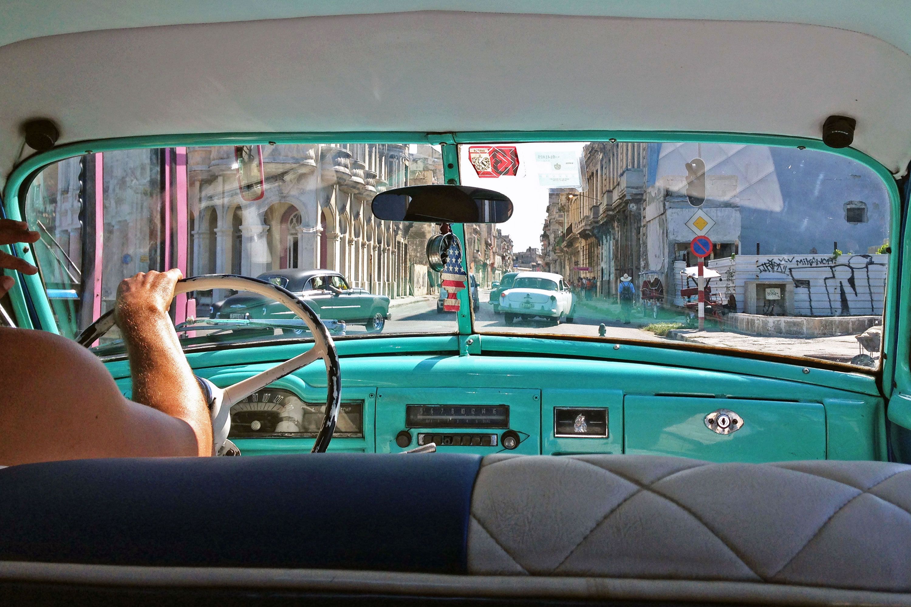 taxi driver makes more money than doctors in cuba